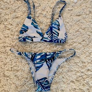 Cupshe size small bikini top and bottom